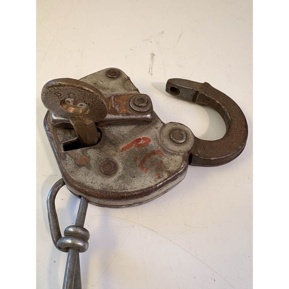 L&N RR Padlock Patent 2040482 Collectible Railroad Lock Vintage Railway Hardware - Picture 5 of 7